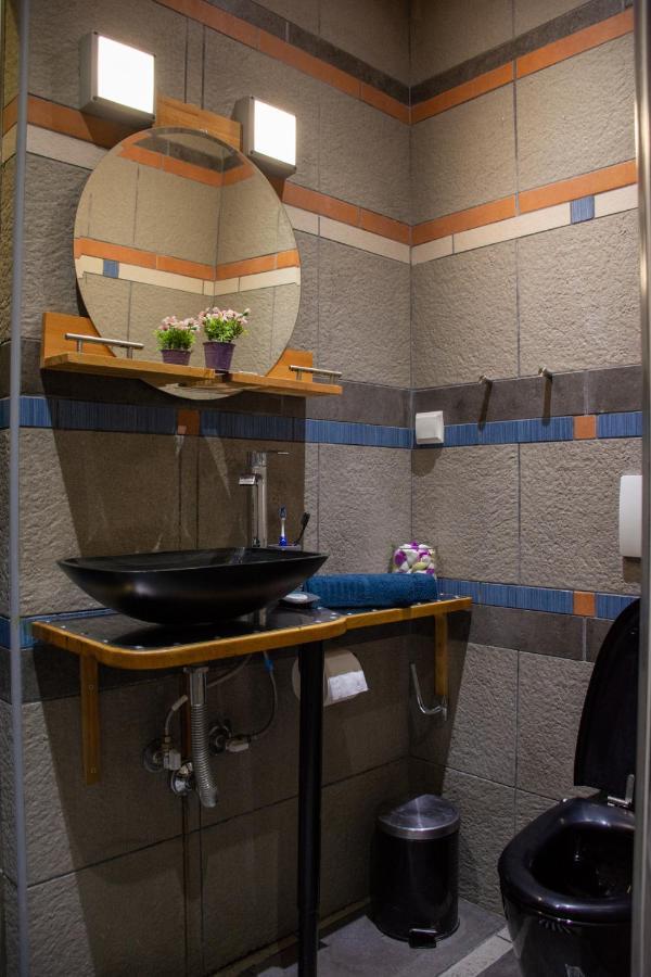 Handcrafted Unique Flat, 200M From The Acropolis Ateny Zewnętrze zdjęcie