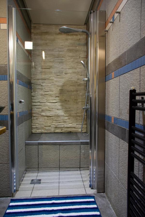 Handcrafted Unique Flat, 200M From The Acropolis Ateny Zewnętrze zdjęcie